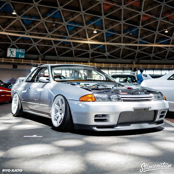 R32